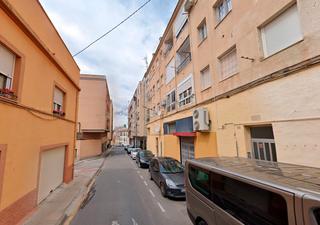 Local commercial Carrer de sant jordi. Banyeres de mariola (alicante ). sin posesión “ocupado” (no se p Local commercial Carrer de sant jordi. Banyeres de mariola (alicante ). sin posesión “ocupado” (no se p