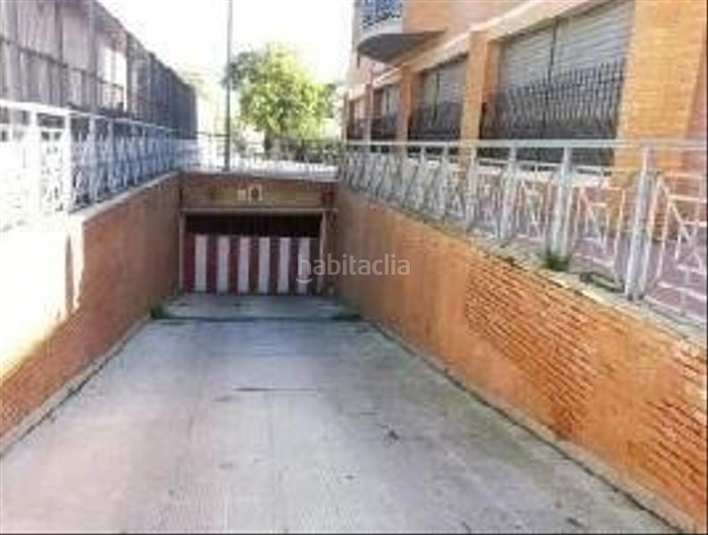 Foto 113c8f21-5c0a-4d4b-b049-12305a1afbc4. Aparcament cotxe a Nuevo Parque - Los Rosales - Tráfico Pesado Huelva Foto 113c8f21-5c0a-4d4b-b049-12305a1afbc4. Aparcament cotxe a Nuevo Parque - Los Rosales - Tráfico Pesado Huelva