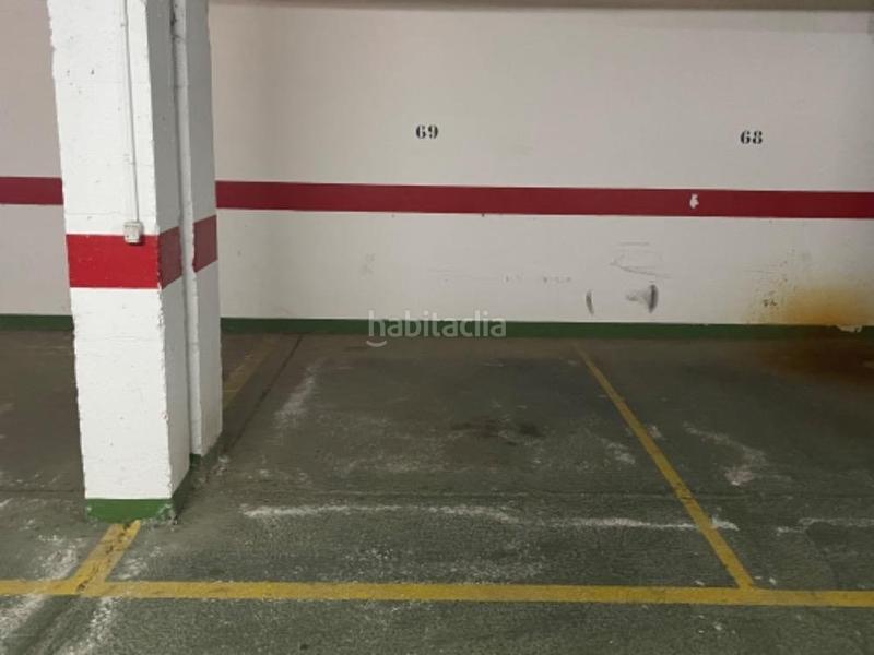 Foto 65fbf889-cbf9-4026-9fbb-cd9a064b135a. Aparcament cotxe a Nuevo Parque - Los Rosales - Tráfico Pesado Huelva Foto 65fbf889-cbf9-4026-9fbb-cd9a064b135a. Aparcament cotxe a Nuevo Parque - Los Rosales - Tráfico Pesado Huelva