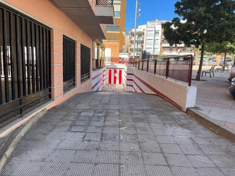 Foto 9dd9f6b1-a6b6-4320-ad3f-bf27e172b7c9. Aparcament cotxe a Nuevo Parque - Los Rosales - Tráfico Pesado Huelva Foto 9dd9f6b1-a6b6-4320-ad3f-bf27e172b7c9. Aparcament cotxe a Nuevo Parque - Los Rosales - Tráfico Pesado Huelva
