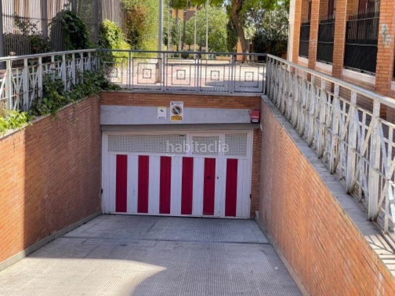 Foto bb4b8fa3-5485-4749-ab69-ffbce7239c9b. Aparcament cotxe a Nuevo Parque - Los Rosales - Tráfico Pesado Huelva Foto bb4b8fa3-5485-4749-ab69-ffbce7239c9b. Aparcament cotxe a Nuevo Parque - Los Rosales - Tráfico Pesado Huelva