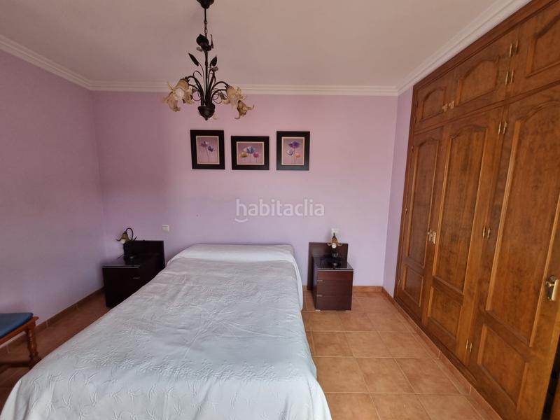 Foto b6f7a393-a539-49e9-8f65-b39cd259fe38. Xalet amb xemeneia aparcament a Capistrano Nerja Foto b6f7a393-a539-49e9-8f65-b39cd259fe38. Xalet amb xemeneia aparcament a Capistrano Nerja