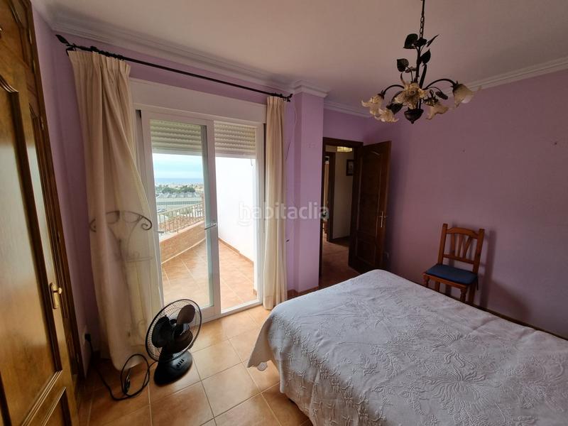 Foto e1ff60e2-b47b-494a-a4ca-006d9946ea5a. Xalet amb xemeneia aparcament a Capistrano Nerja Foto e1ff60e2-b47b-494a-a4ca-006d9946ea5a. Xalet amb xemeneia aparcament a Capistrano Nerja