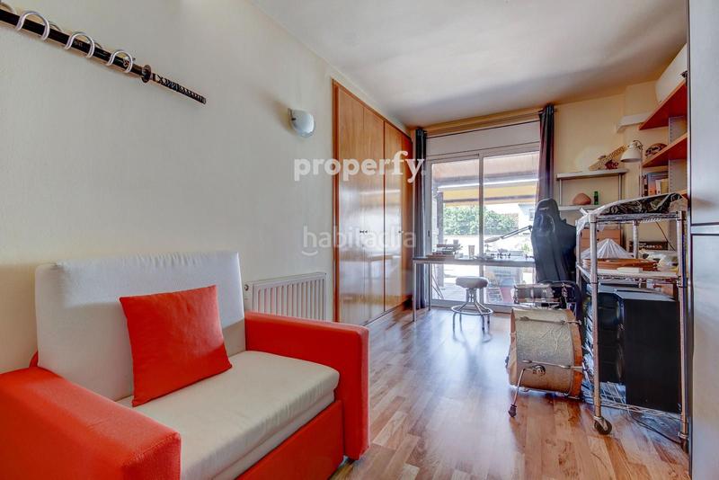 Foto 9a96e8cc-2562-4d33-ab73-aad9c70824fe. Pis amb calefacció aparcament a Centre Salt Foto 9a96e8cc-2562-4d33-ab73-aad9c70824fe. Pis amb calefacció aparcament a Centre Salt