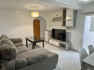Miete Etagenwohnung in Calle hernán cortés 15. ?? alquiler de piso amplio para estudiantes Miete Etagenwohnung in Calle hernán cortés 15. ?? alquiler de piso amplio para estudiantes