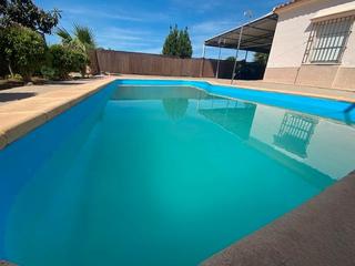Location Mas à Cantillana. Casa rural con piscina para fines de semana o periodos vacaciona Location Mas à Cantillana. Casa rural con piscina para fines de semana o periodos vacaciona