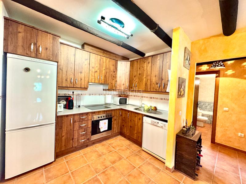 Foto b21a3907-77da-4333-b7c9-610423eb1c47. Casa amb xemeneia calefacció aparcament a Fondón Foto b21a3907-77da-4333-b7c9-610423eb1c47. Casa amb xemeneia calefacció aparcament a Fondón