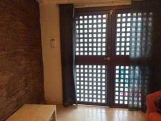 Studio  Carrer de milà i fontanals. Estudio en gracia Studio  Carrer de milà i fontanals. Estudio en gracia