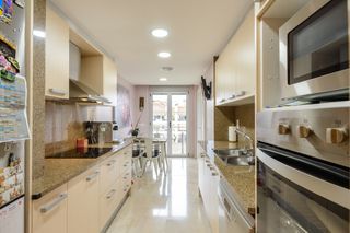 Dúplex Carrer santiago. Con parking incluido Dúplex Carrer santiago. Con parking incluido