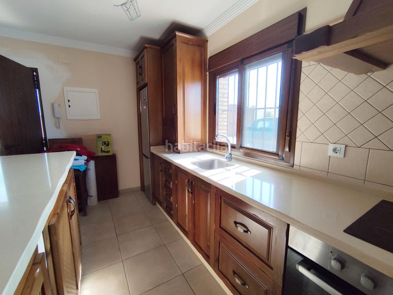 Foto 3909d8d2-208b-4e38-b019-fe604df325dd. Alquiler casa alquiler escolar en Monteolivete-Camino Sevilla Sanlúcar de Barrameda Foto 3909d8d2-208b-4e38-b019-fe604df325dd. Alquiler casa alquiler escolar en Monteolivete-Camino Sevilla Sanlúcar de Barrameda