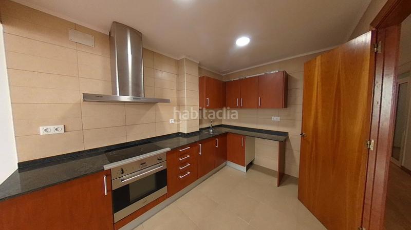 Foto aa0dadb1-3f09-4b76-b43c-27115b8efab7. Pis a Eixample Tarragona Foto aa0dadb1-3f09-4b76-b43c-27115b8efab7. Pis a Eixample Tarragona