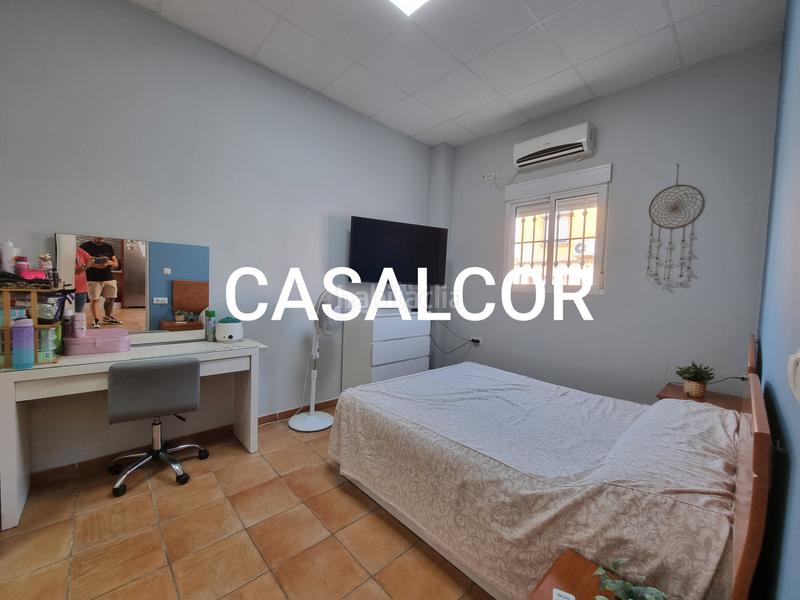 Foto 3fe65d6d-0933-4aeb-97df-5e6932d39e1f. Casa amb piscina a Mairena del Alcor Foto 3fe65d6d-0933-4aeb-97df-5e6932d39e1f. Casa amb piscina a Mairena del Alcor