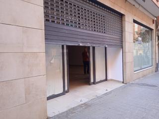 Lloguer Local Comercial a Torrefiel. Local comercial de 361m2 en valencia Lloguer Local Comercial a Torrefiel. Local comercial de 361m2 en valencia