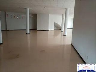 Rent Business premise in Mora. Amplio local en alquiler Rent Business premise in Mora. Amplio local en alquiler