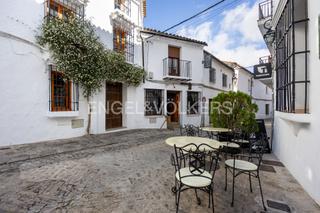 Casa a Grazalema. La casa blanca Casa a Grazalema. La casa blanca