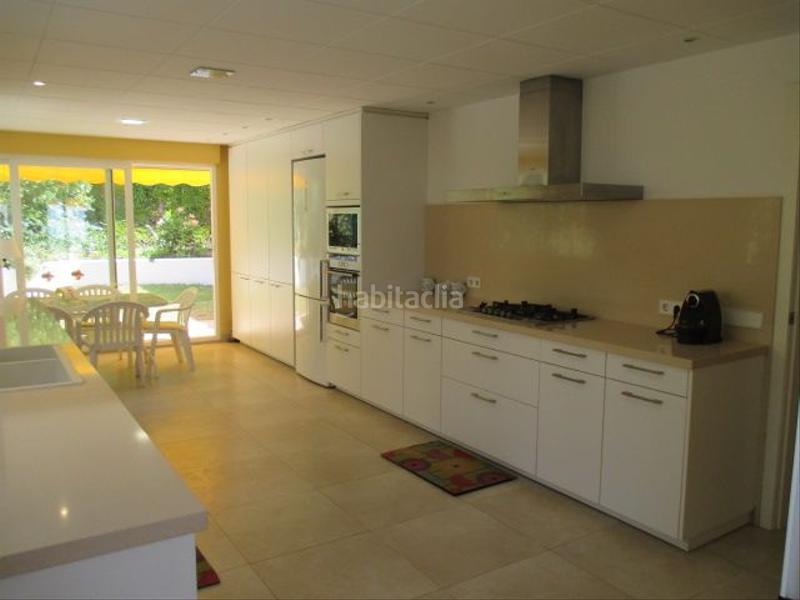 Foto 895acc04-a2c8-49ad-ac07-3ac89f881969. Xalet amb aparcament piscina a El Faro Cullera Foto 895acc04-a2c8-49ad-ac07-3ac89f881969. Xalet amb aparcament piscina a El Faro Cullera