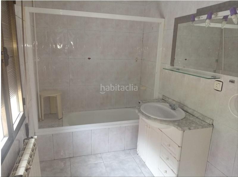 Foto 8a806304-9756-4109-8971-4ce377ead9a8. Semi detached house in calle nalona 27 in Sama Langreo Foto 8a806304-9756-4109-8971-4ce377ead9a8. Semi detached house in calle nalona 27 in Sama Langreo