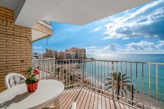 Apartment in Zona Playa del Cura. Descubra este grannbspapartamento en primera línea de playa, sit Apartment in Zona Playa del Cura. Descubra este grannbspapartamento en primera línea de playa, sit