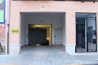 Lloguer Aparcament cotxe a Alfara del Patriarca. Se alquila plaza de garaje en alfara del patriarca  zona ceu Lloguer Aparcament cotxe a Alfara del Patriarca. Se alquila plaza de garaje en alfara del patriarca  zona ceu