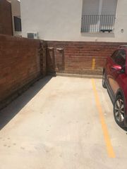 Alquiler Parking coche Zona la vila. Plazas de parking en alquiler Alquiler Parking coche Zona la vila. Plazas de parking en alquiler