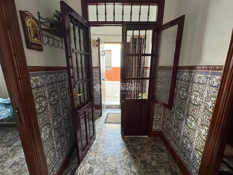 Foto 68d89454-d0ef-44f7-b8a0-6ff378c5c3d3. Casa aparellada a Écija Foto 68d89454-d0ef-44f7-b8a0-6ff378c5c3d3. Casa aparellada a Écija