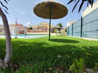 Casa a Los Balcones-Los Altos. Bonito bungalow en urbanización los balcones con piscina comunit Casa a Los Balcones-Los Altos. Bonito bungalow en urbanización los balcones con piscina comunit