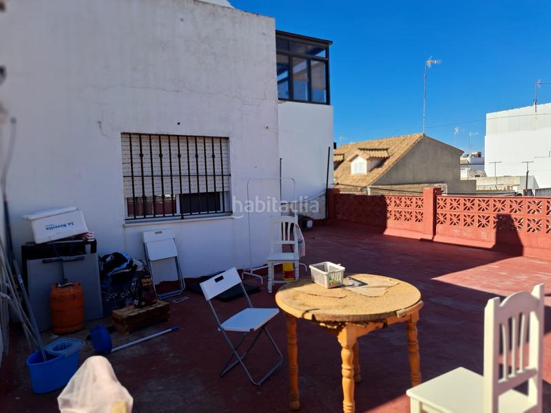 Foto 7cffd0a1-da62-4c1b-8c92-e4cffba45c23. Casa adossada a Centro Chipiona Foto 7cffd0a1-da62-4c1b-8c92-e4cffba45c23. Casa adossada a Centro Chipiona