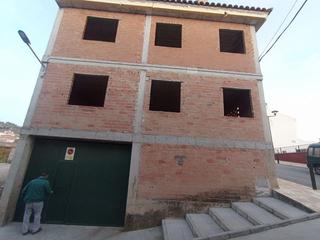 Edifici a Alcaudete. Excelente edificio en basto en cañadillas alcaudete Edifici a Alcaudete. Excelente edificio en basto en cañadillas alcaudete
