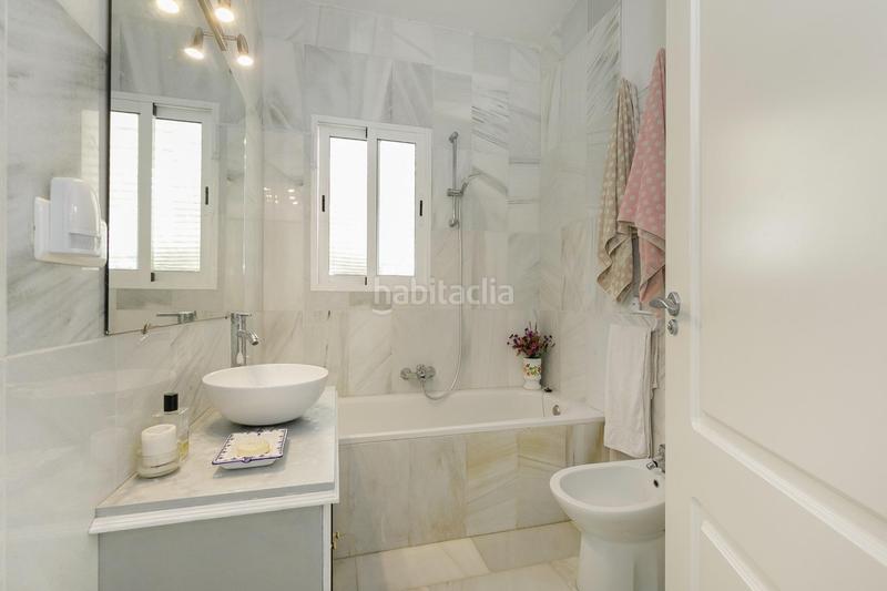 Foto c9de7f82-4c56-4ff3-97ad-5eb0433c31ac. Chalet  con parcela y piscina en urbanización los chopos. en Gabias (Las) Foto c9de7f82-4c56-4ff3-97ad-5eb0433c31ac. Chalet  con parcela y piscina en urbanización los chopos. en Gabias (Las)