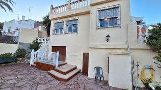 Chalet  Carrer la carrasca. Chalet en el respirall. vistas panoramicas. piscina y parking pr Chalet  Carrer la carrasca. Chalet en el respirall. vistas panoramicas. piscina y parking pr