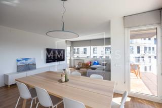 Piso  Carrer de roger de flor. Vivienda en el centro totalmente reformada y lista para entrar a Piso  Carrer de roger de flor. Vivienda en el centro totalmente reformada y lista para entrar a