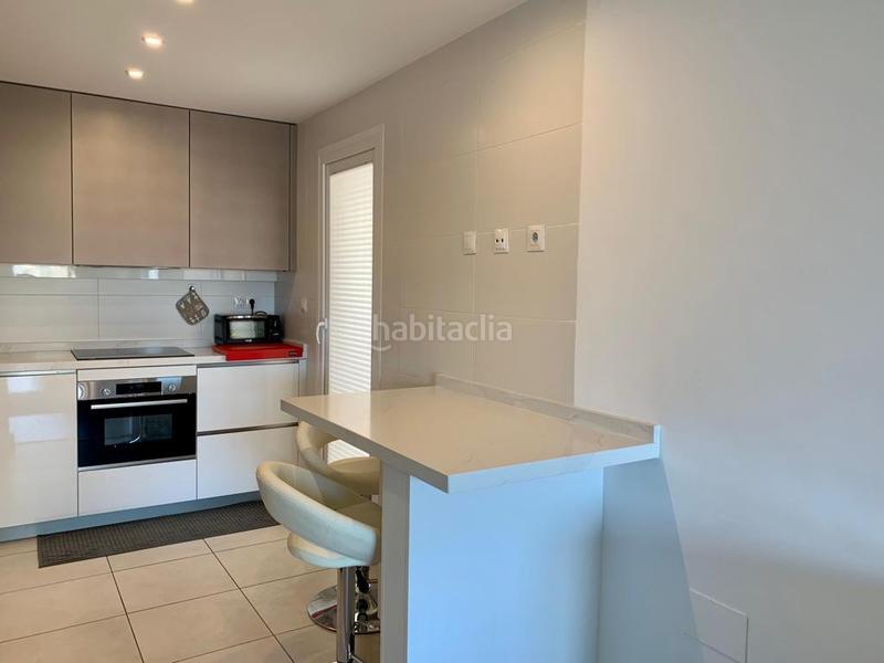 Foto 2820f765-900e-4fdb-96d4-769e81ad3ef0. Lloguer apartament amb aparcament piscina a Nueva Andalucía centro Marbella Foto 2820f765-900e-4fdb-96d4-769e81ad3ef0. Lloguer apartament amb aparcament piscina a Nueva Andalucía centro Marbella