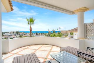 Penthouse in Lomas de Marbella Club. Maravilloso ático dúplex orientado al sureste en la exclusiva y Penthouse in Lomas de Marbella Club. Maravilloso ático dúplex orientado al sureste en la exclusiva y