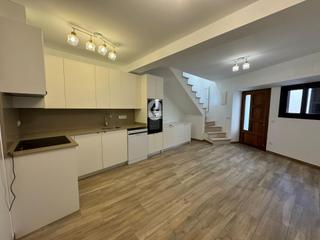 Rent House Carrer pau. Se alquila casa de pueblo reformada en sencelles Rent House Carrer pau. Se alquila casa de pueblo reformada en sencelles