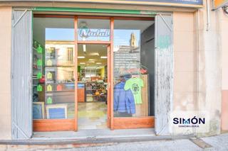 Local Comercial a Calaf. Fantásticos local de 229m2 en avinguda de la pau de calaf Local Comercial a Calaf. Fantásticos local de 229m2 en avinguda de la pau de calaf