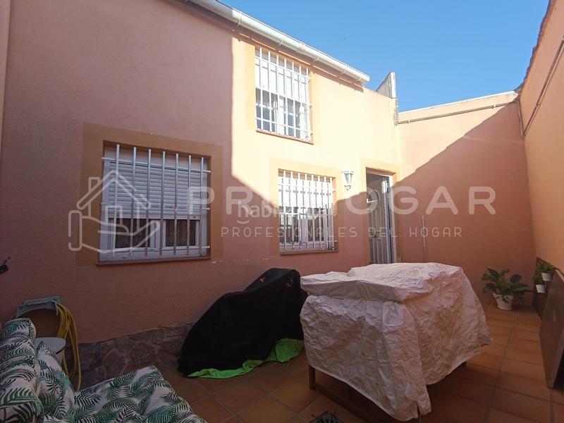 Foto 1047da85-77e1-49b1-b34b-8fd1618afb1e. Casa adossada amb calefacció a Centro Colmenar Viejo Foto 1047da85-77e1-49b1-b34b-8fd1618afb1e. Casa adossada amb calefacció a Centro Colmenar Viejo