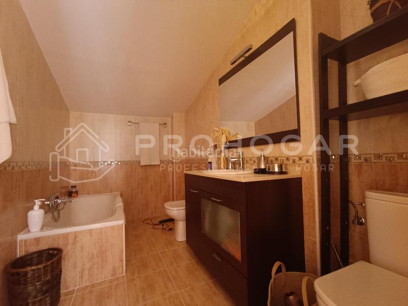 Foto c506f092-adac-4909-bd4f-f1fb96bd6d17. Casa adossada amb calefacció a Centro Colmenar Viejo Foto c506f092-adac-4909-bd4f-f1fb96bd6d17. Casa adossada amb calefacció a Centro Colmenar Viejo