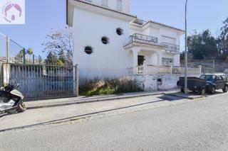 Casa a Calle acequia 19. Casa y parcela para usos multiples. zona serrallo Casa a Calle acequia 19. Casa y parcela para usos multiples. zona serrallo