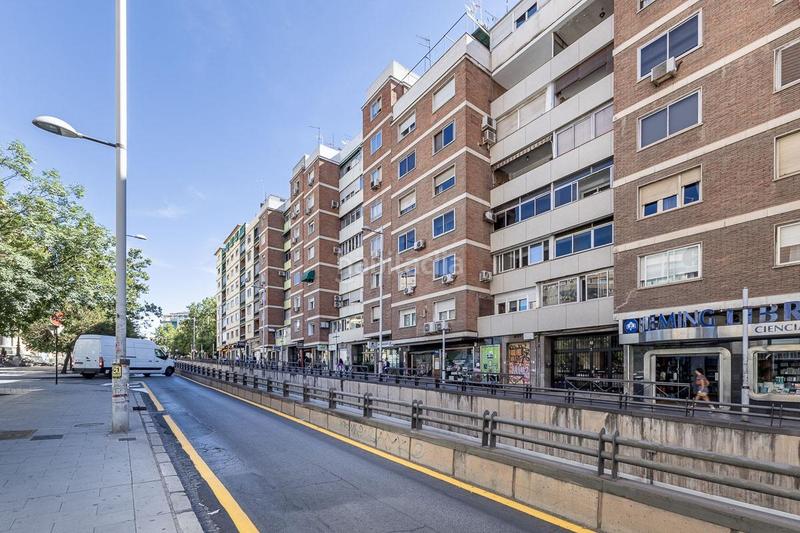 Foto 28cef9d6-0d64-4086-8525-faa6af20d129. Piso en avenida de madrid 14 gran piso en constitución en Granada Foto 28cef9d6-0d64-4086-8525-faa6af20d129. Piso en avenida de madrid 14 gran piso en constitución en Granada