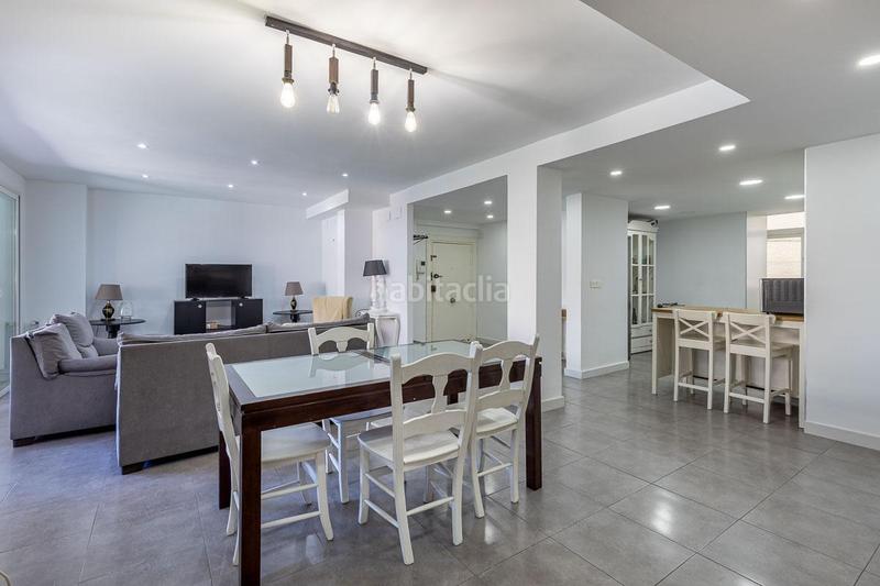 Foto 3b065a49-a57f-4259-b303-5b70a6ef9023. Piso en avenida de madrid 14 gran piso en constitución en Granada Foto 3b065a49-a57f-4259-b303-5b70a6ef9023. Piso en avenida de madrid 14 gran piso en constitución en Granada