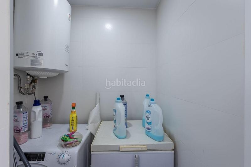 Foto 87243a30-aa59-4350-9d1d-3ea7eb0c20b8. Piso en avenida de madrid 14 gran piso en constitución en Granada Foto 87243a30-aa59-4350-9d1d-3ea7eb0c20b8. Piso en avenida de madrid 14 gran piso en constitución en Granada