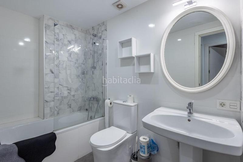 Foto f55ced4f-4fa9-4221-83d3-5f1ee8a1bec3. Piso en avenida de madrid 14 gran piso en constitución en Granada Foto f55ced4f-4fa9-4221-83d3-5f1ee8a1bec3. Piso en avenida de madrid 14 gran piso en constitución en Granada