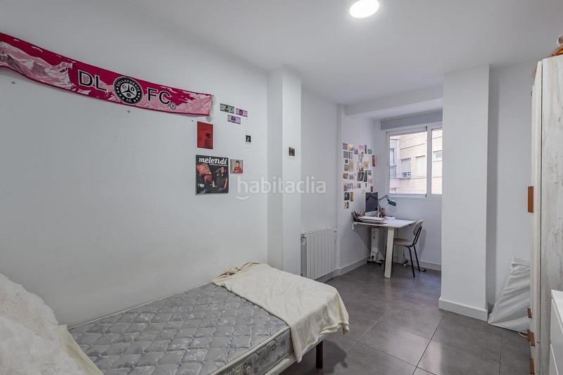 Foto f750e12b-184d-49f3-b0ee-2ce6464fa443. Piso en avenida de madrid 14 gran piso en constitución en Granada Foto f750e12b-184d-49f3-b0ee-2ce6464fa443. Piso en avenida de madrid 14 gran piso en constitución en Granada