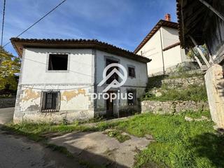 Maison  Lledies. Casa y horreo con garaje en lledias Maison  Lledies. Casa y horreo con garaje en lledias
