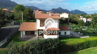 Xalet  Parres. Fantastico chalet con parcela prácticamente nuevo Xalet  Parres. Fantastico chalet con parcela prácticamente nuevo