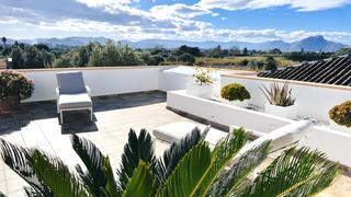 Attique à Les Bovetes - La Felicidad. Hermoso ático completamente renovado con 3 terrazas y garaje, a Attique à Les Bovetes - La Felicidad. Hermoso ático completamente renovado con 3 terrazas y garaje, a
