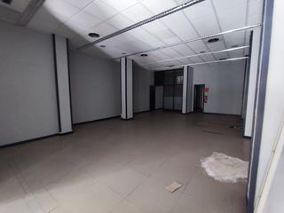 Business premise in Rocafonda. Local comercial !!!! Business premise in Rocafonda. Local comercial !!!!