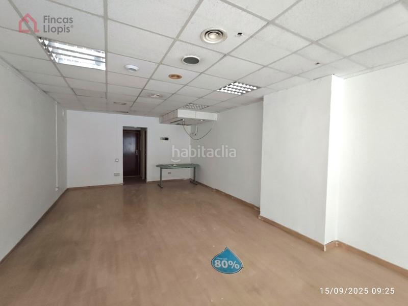 Foto 29082819-3278-4261-bbd0-283a9a4d0649. Local comercial a calle alts forns 68 a La Marina del Port Barcelona Foto 29082819-3278-4261-bbd0-283a9a4d0649. Local comercial a calle alts forns 68 a La Marina del Port Barcelona