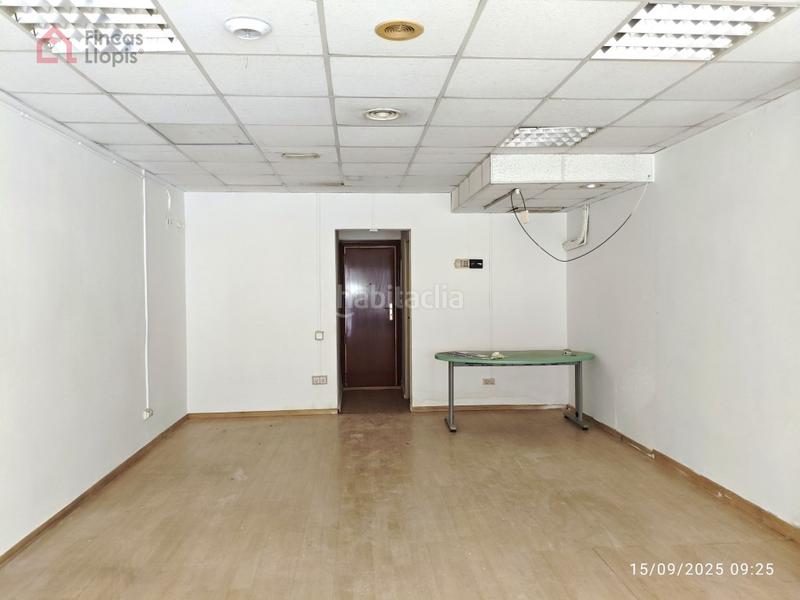 Foto 6d858380-03e5-45a9-bd67-a1de9c5e0a76. Local comercial a calle alts forns 68 a La Marina del Port Barcelona Foto 6d858380-03e5-45a9-bd67-a1de9c5e0a76. Local comercial a calle alts forns 68 a La Marina del Port Barcelona