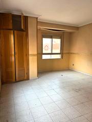 Pis a El Pilar-La Estación. Amplio piso en venta en pleno centro – gran oportunidad de inver Pis a El Pilar-La Estación. Amplio piso en venta en pleno centro – gran oportunidad de inver
